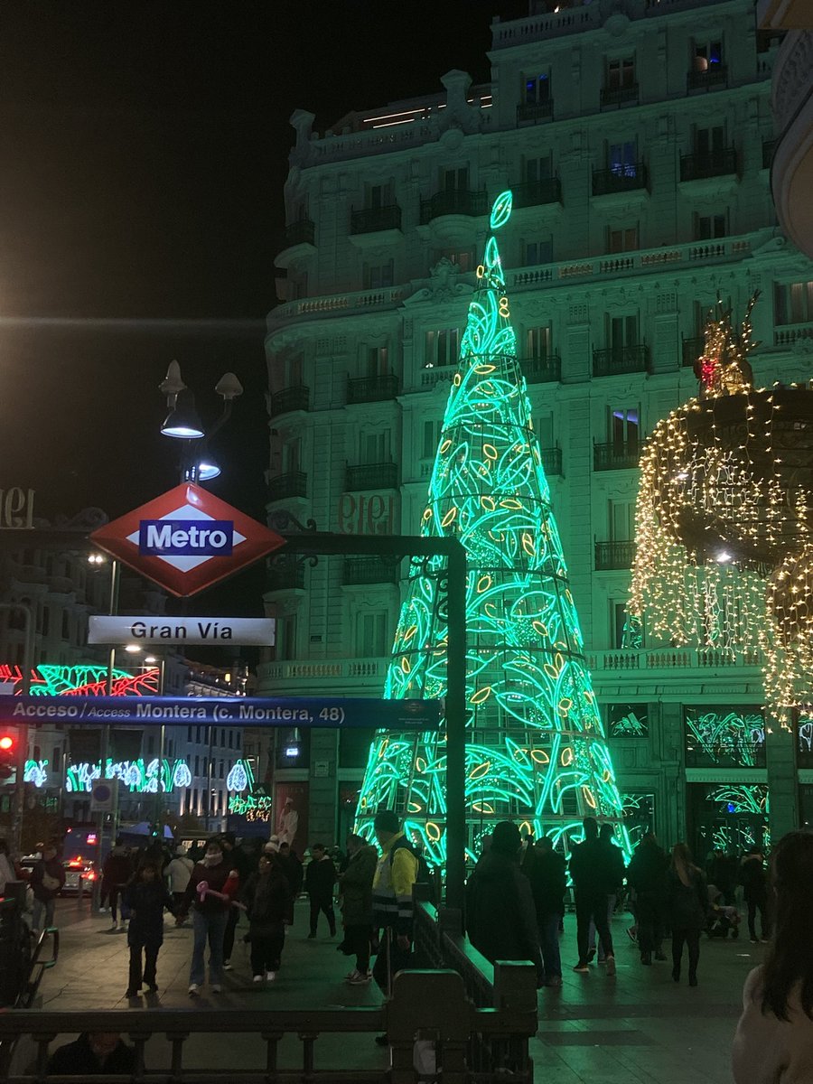 Pouya Alikhani tweet media