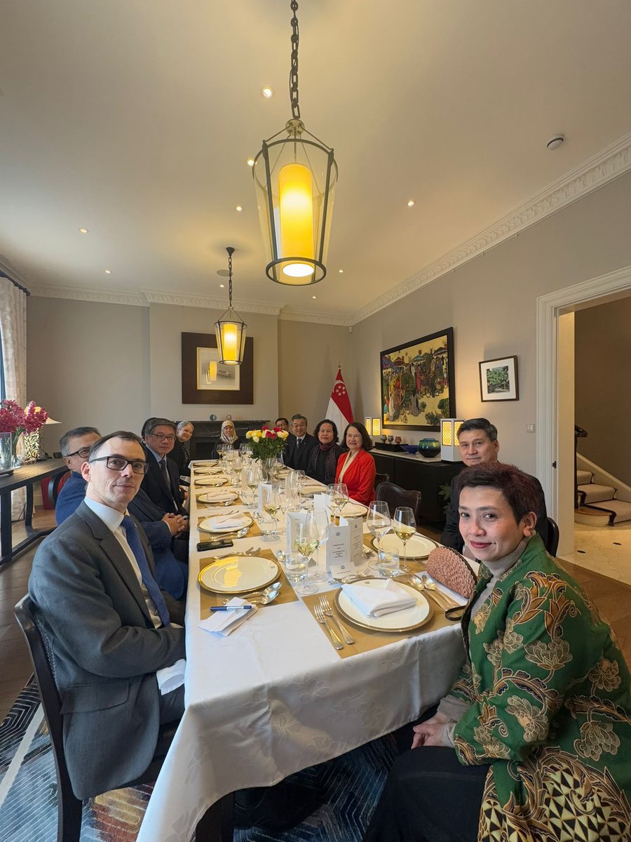 SingaporeHCLondon tweet media