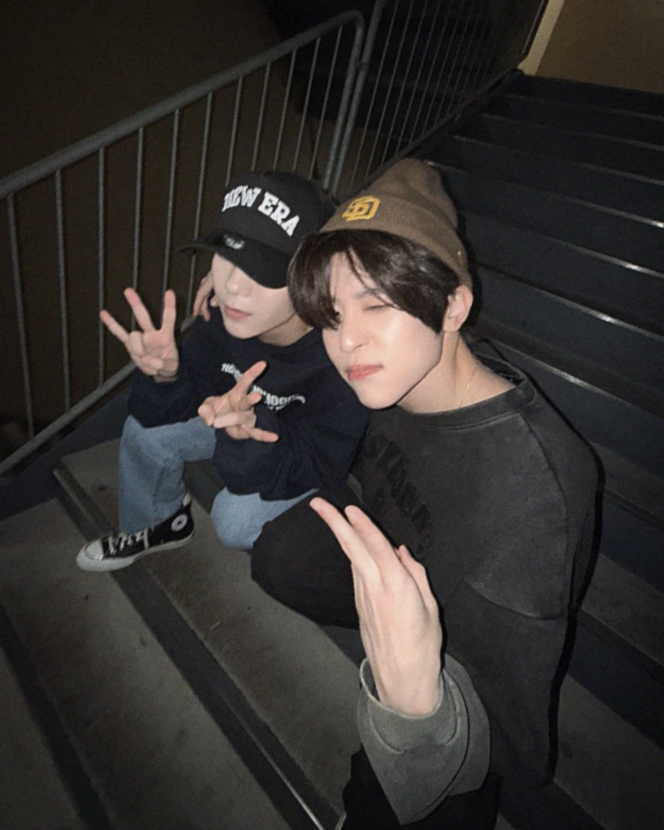 📷

#SION #RYO
#시온 #료
#シオン #リョウ 
#NCTWISH