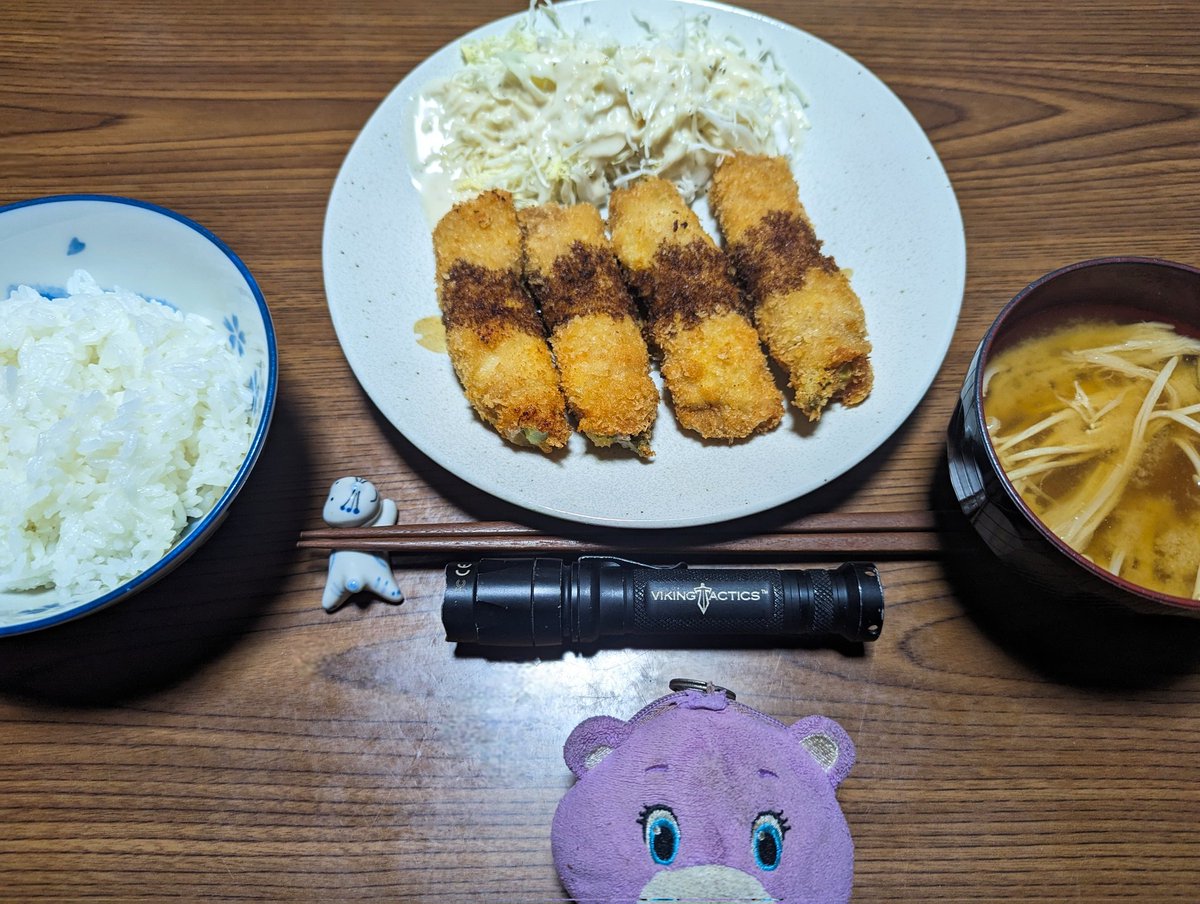 hg4eHPzmvVIEmWD's tweet photo. アスパラと豚肉のフライ✨🍽️(´-(ェ)-`;)❤️🦸
#メシアンドライト #SUREFIRE #VTAC #L4 #KX2C #VikingTactics #シュアファイア https://t.co/6MMVVL6nfm