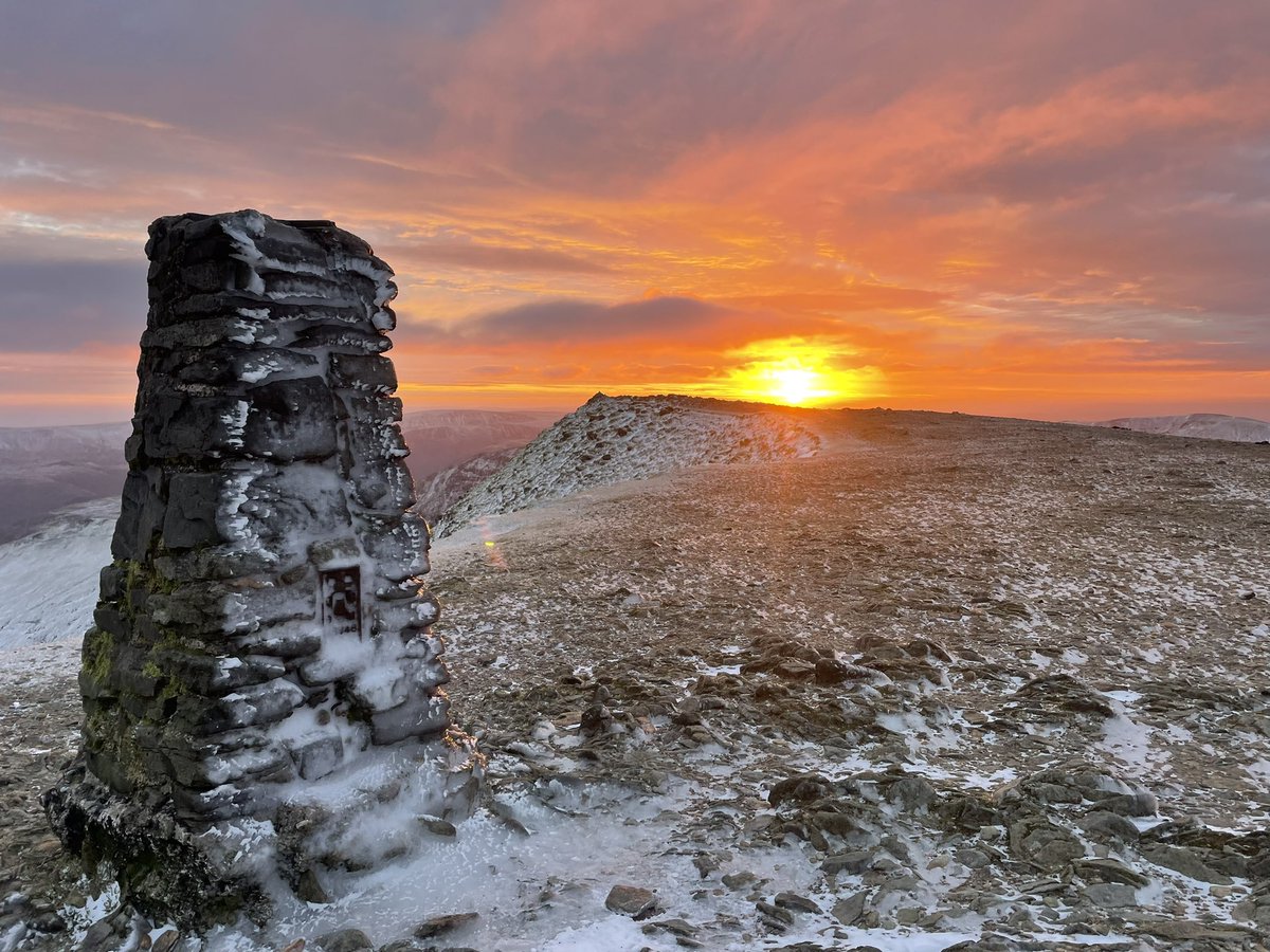 Sunrise on Helvellyn this morning. You got to seize that weather window.