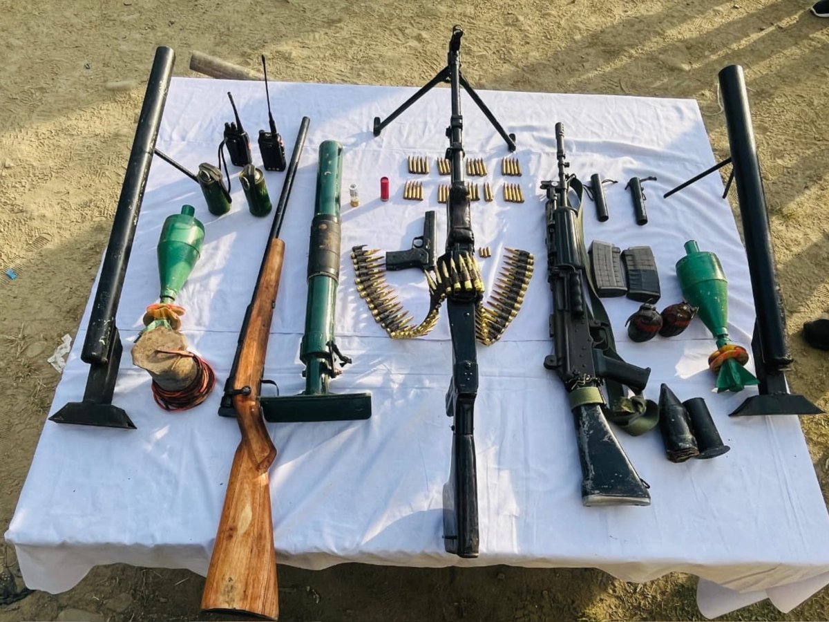 This is LMG alongside Pumpi. 

Source <a href="/Spearcorps/">SpearCorps.IndianArmy</a>