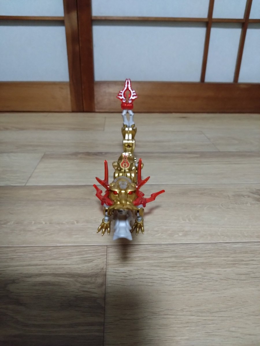 angelblackcake's tweet image. INFINITYBOX IB-04 CHINESE DRAGON-Golden Dragon 金の中華龍は今年のクリスマスプレゼントでした。
#infinitybox #52TOYS #beastbox