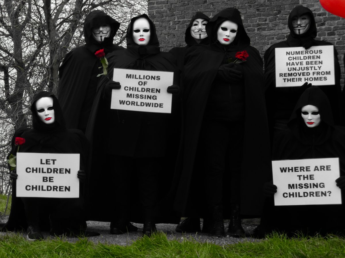 Daveys_Place's tweet photo. Where are the missing children?

#wherearethemissingchildren
#missingchildren
#children
#childabuse
#toeslagenaffaire
#peace
#truth
#freedom
#reality
#EnoughIsEnough https://t.co/9lpliO2VVx