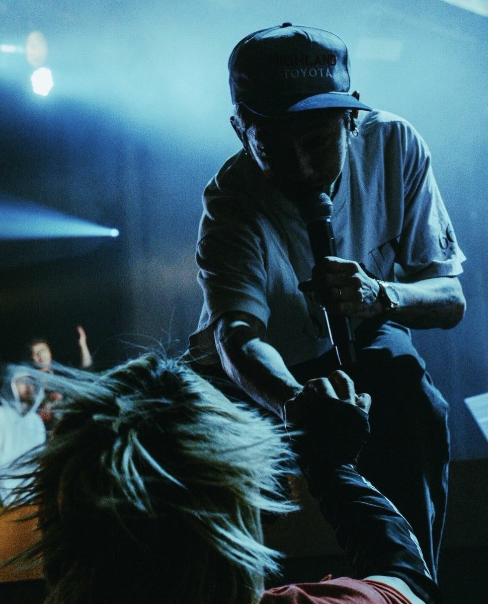 Its_time_to__'s tweet photo. さすがにこれはやばいって
DAのStraight UpのときにJESSEが俺見つけてくれて、前出てきてくれてグータッチくれた瞬間、、🥲
嬉しすぎてJESSEのグーを握りしめて偉そうに「また後でな！楽しみにしてる！（BONEZの出番のこと）」って叫んだんよ、ほんと偉そうに、、
家宝だわこれは🥰 https://t.co/qBJz5iiu7J