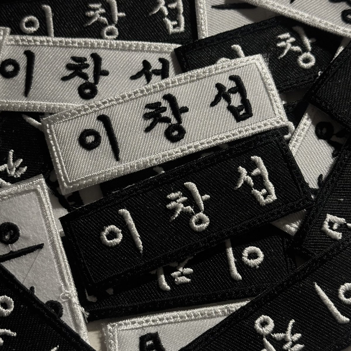 zz6subtob's tweet photo. ☆ 멜로디 생일기념 이벤트 ☆
본 이벤트는 멜로디라면 모두 참여 가능합니다!
소소한 이벤트지만 덤도 많이 넣어드릴 예정이예요!!

follow+rt 추첨 1분께 이창섭 명찰 드립니다
참저삭 있습니다..!! 많은 참여 부탁드려요-♡♡
~12/29 https://t.co/zAJEBegce0