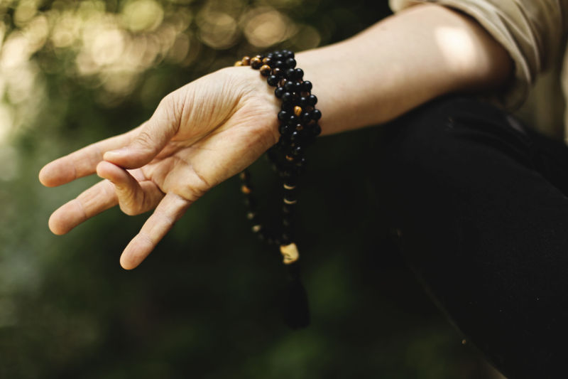 vidalaurayoga's tweet photo. 🌟 Descubre el Shuni Mudra, el poder de la paciencia en un mundo acelerado. Practica 5 min al día y comparte tu experiencia. ¿Notas cambios? 🌿🧘♀️
🔗https://t.co/kes3QNKsK4
#PacienciaEsPoder #YogaParaTodos #Meditación
💬 ¿Cuál fue tu mayor reto de paciencia? https://t.co/STP9wvdfJw