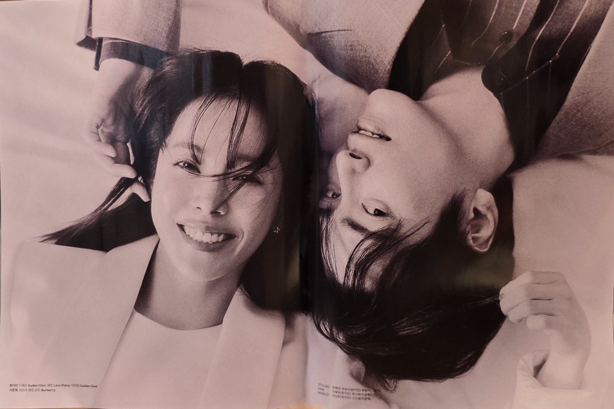 _gooreuum's tweet photo. 이준혁 한지민 커플 화보 레전드 갱신 https://t.co/T0GR1GUVRn