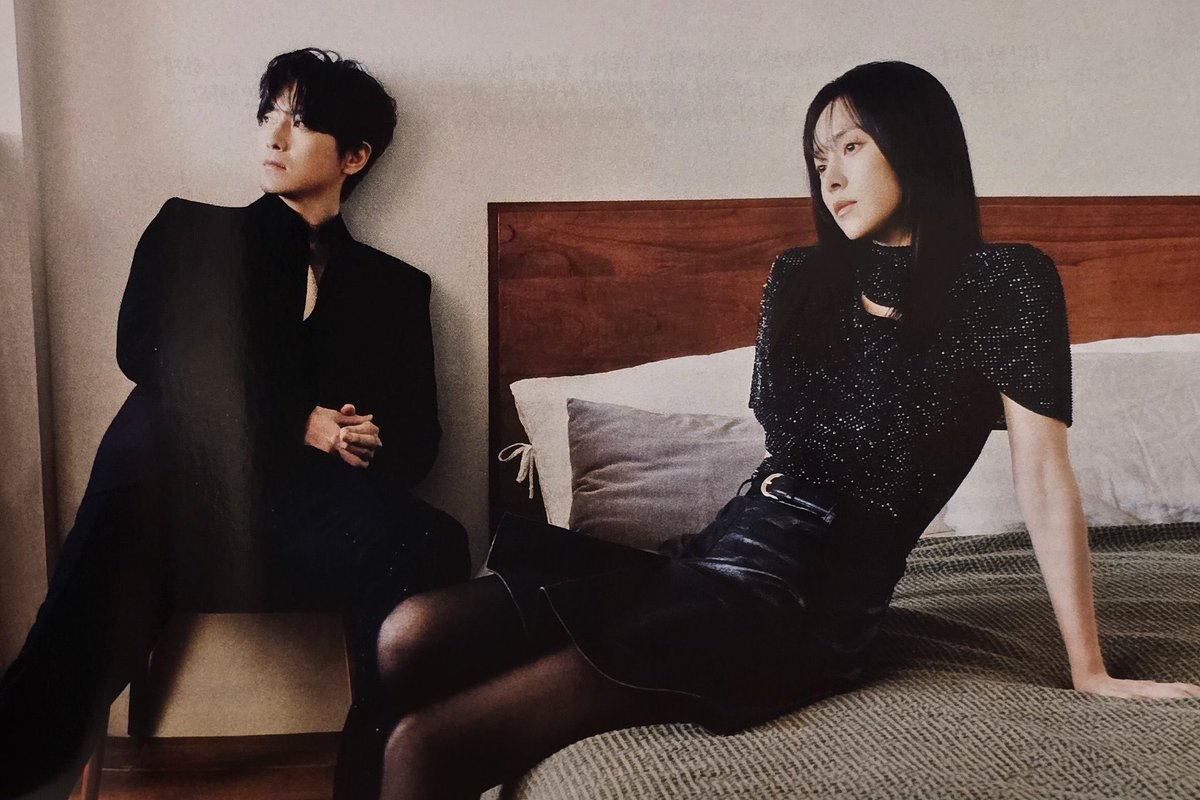 _gooreuum's tweet photo. 이준혁 한지민 커플 화보 레전드 갱신 https://t.co/T0GR1GUVRn