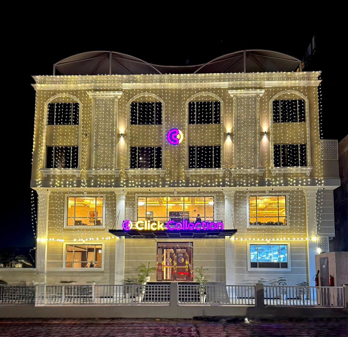 Hotelier_India's tweet image. Suba Hotels launches “Click Collection Grand Gateway” in Varanasi✨

@SubaHotel 

Read More - hotelierindia.com/operations/sub…

#hôtel #hoteldesigner #hoteldesigns #flagship #hotelliving #restaurantweek #bevarages #hotelierlife #hoteliernews #restaurantsupply