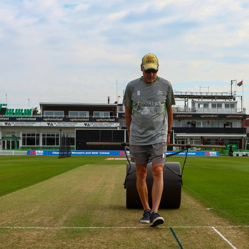 leicsccc's tweet photo. After an incredible 40 seasons of service, legendary Head Groundsman Andy Ward has called time on his Leicestershire career.

A multi-award-winner, Andy prepared the Club's home for some of its greatest days, and made Grace Road into a player-favourite match &amp; training venue.  👏