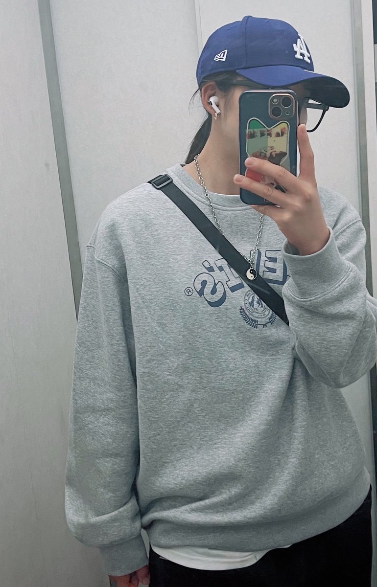 mi___o61's tweet photo. 02/社会人/フェム
最近の趣味は服と靴を買うこととご飯食べることくらい^^ お話しましょー！！
⤵︎ALT ⤵︎

 #大人なセクマイさんと繋がりたい 
 #レズビアンさんと繋がりたい 
 #セクマイさんと繋がりたい https://t.co/MSekIhGdcC