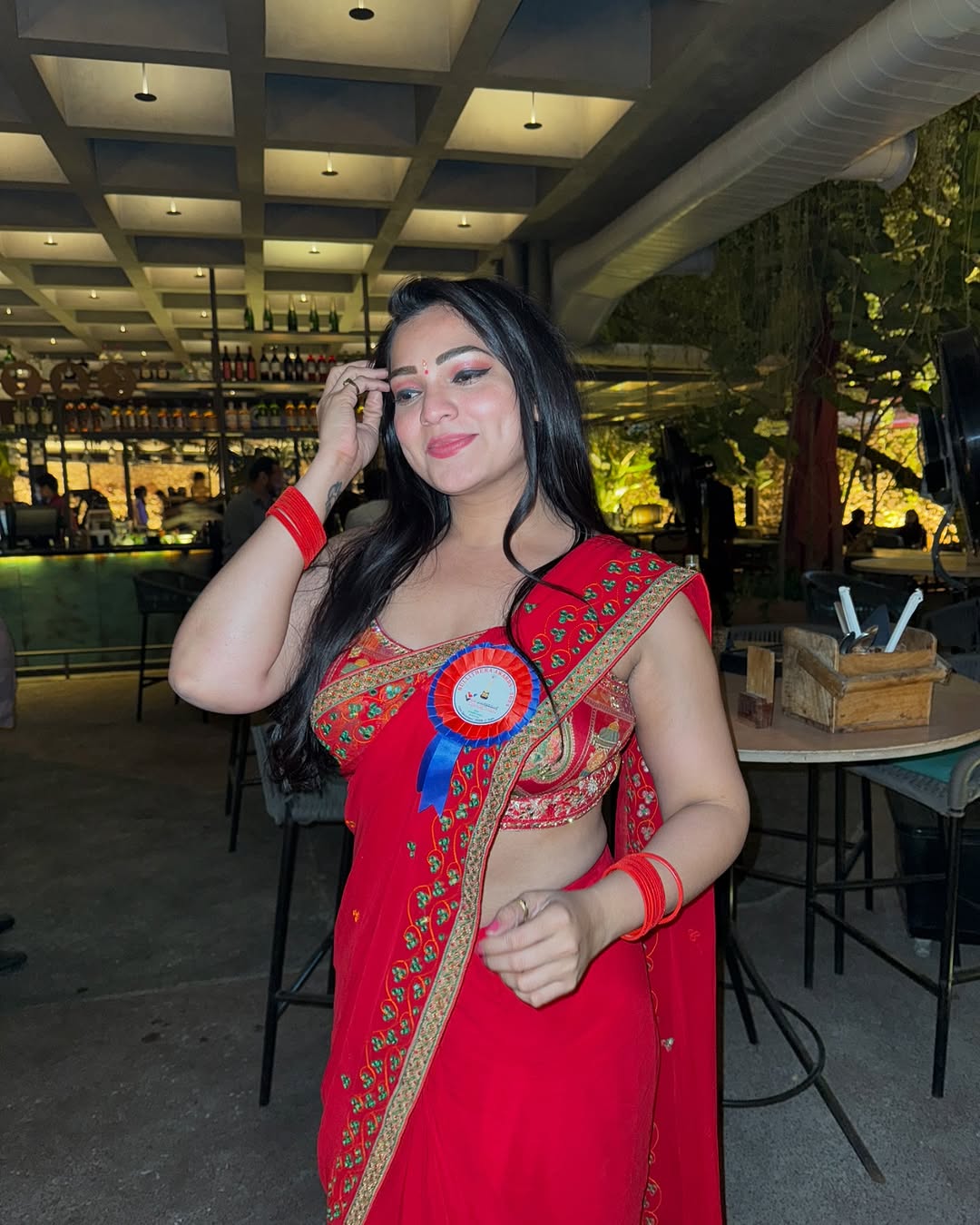 GfeeIY0W4AAIYPF?format=jpg&name=large