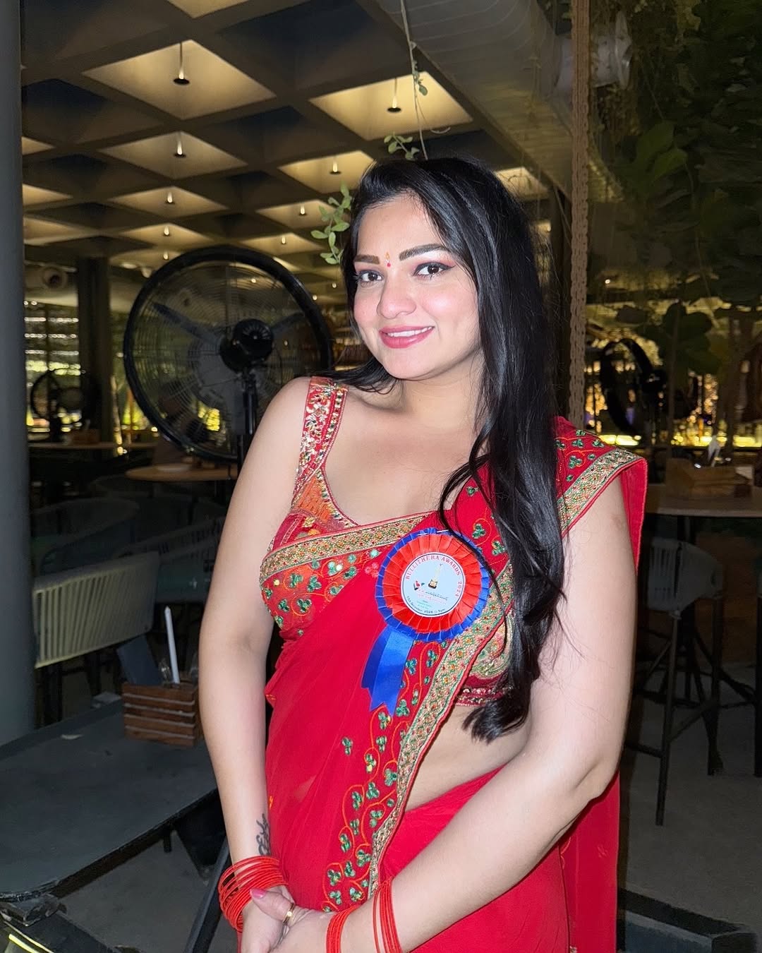 GfeeIYnW8AATWKg?format=jpg&name=large