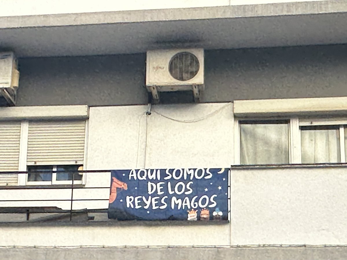Raúl Solís ✌️🏳️🌈 tweet media