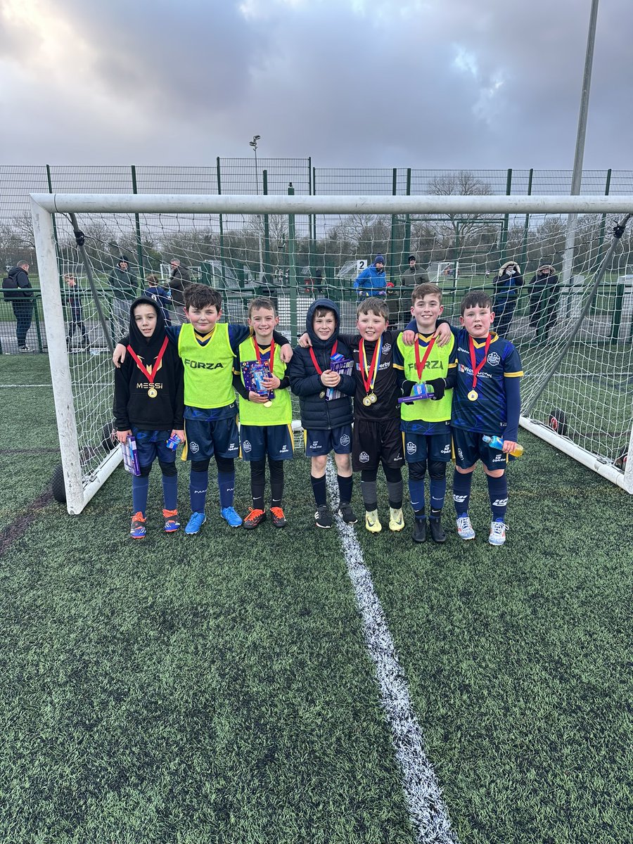 Great little friendly against our mates at ESC PSG in very difficult conditions. Both teams did their best and the wind defo did play a huge part!
Goals from Jude x2 and Travis x2.
Motm was Harry who came out of goal to warm up in the second half!
Merry Christmas everyone 🇲🇨