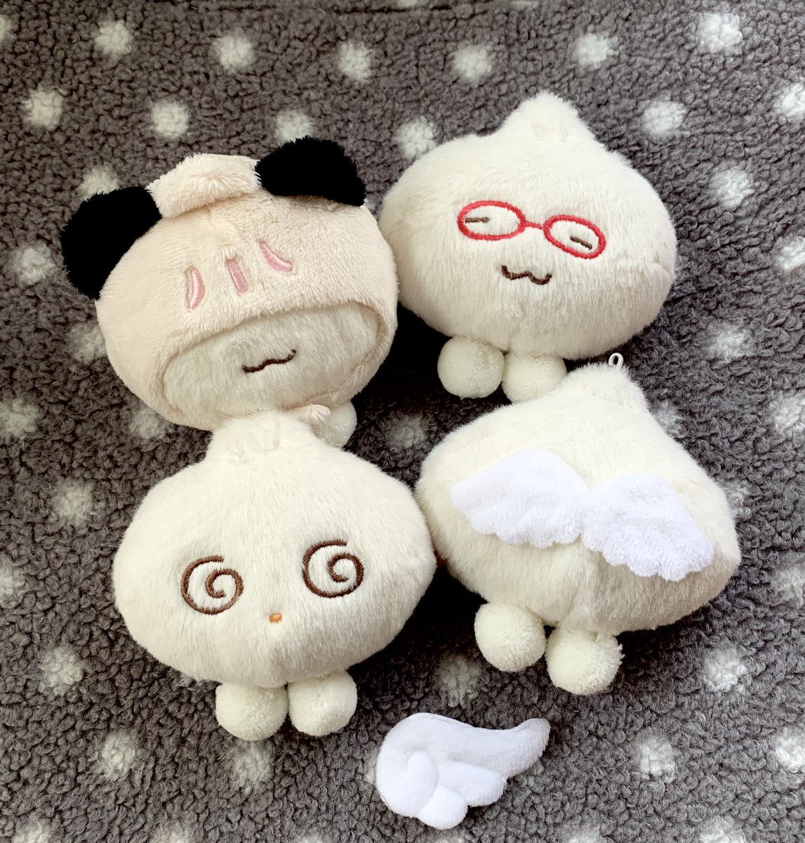 #RT추첨 인형 보내드립니다.ᐟ

🥟천사만두/푸딩/토마토/메론빵 ໒꒱

✩ 12/23~12/30
✩ 만두 인형 스티커 증정
✩ 3개이상 구매시 콜렉트북

🔗 witchform.com/formViewer/sli…

✅자세한 내용은 폼에서 확인