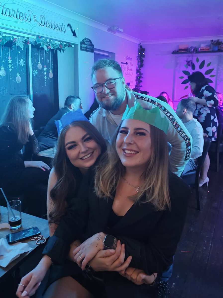sentek_ltd's tweet photo. Celebrating the most wonderful time of the year with the Sentek squad! 🎅🎉

Our Christmas party on Saturday was a blast! 🌟 Thank you to our brilliant organisers for arranging such a great night! 👏

#SentekTeam #ChristmasCheer #ChristmasParty https://t.co/CK7hnRP1is