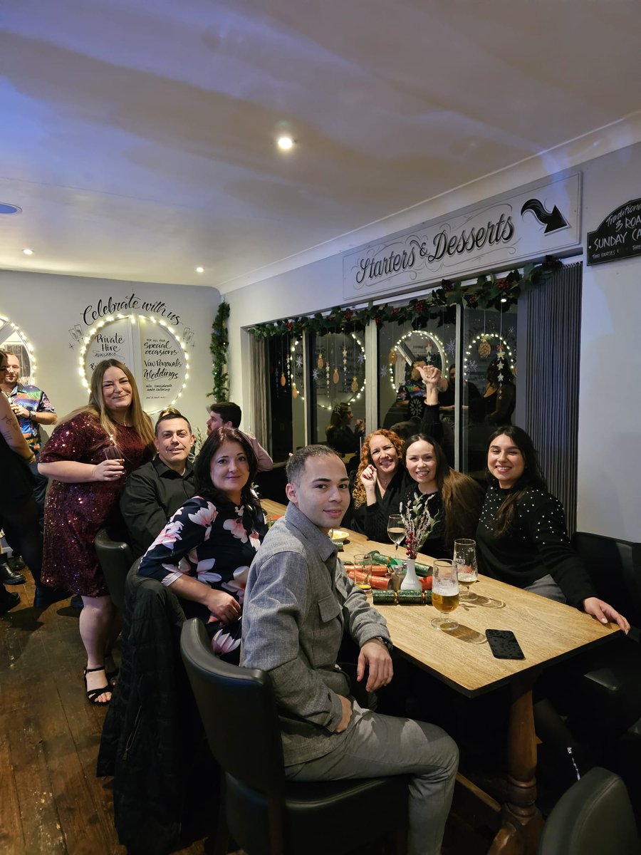 sentek_ltd's tweet photo. Celebrating the most wonderful time of the year with the Sentek squad! 🎅🎉

Our Christmas party on Saturday was a blast! 🌟 Thank you to our brilliant organisers for arranging such a great night! 👏

#SentekTeam #ChristmasCheer #ChristmasParty https://t.co/CK7hnRP1is