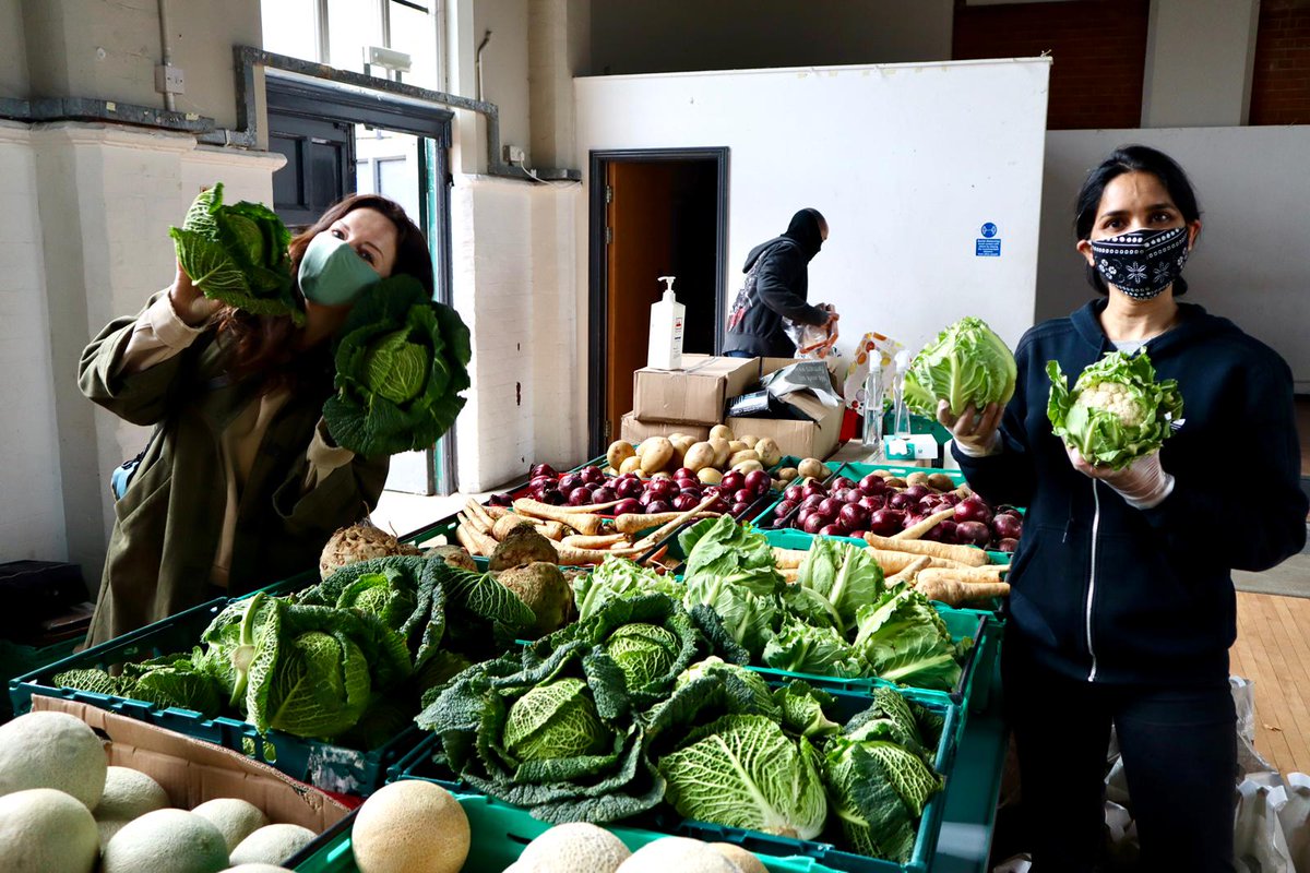 "Our guests are already experiencing highly stressful situations, like having to choose between eating and putting the heating on. So we want to minimise the impact on their health by providing nutritious food.”🥫

Read more about our new campaign: boundsgreenfoodbank.org/post/the-food-…