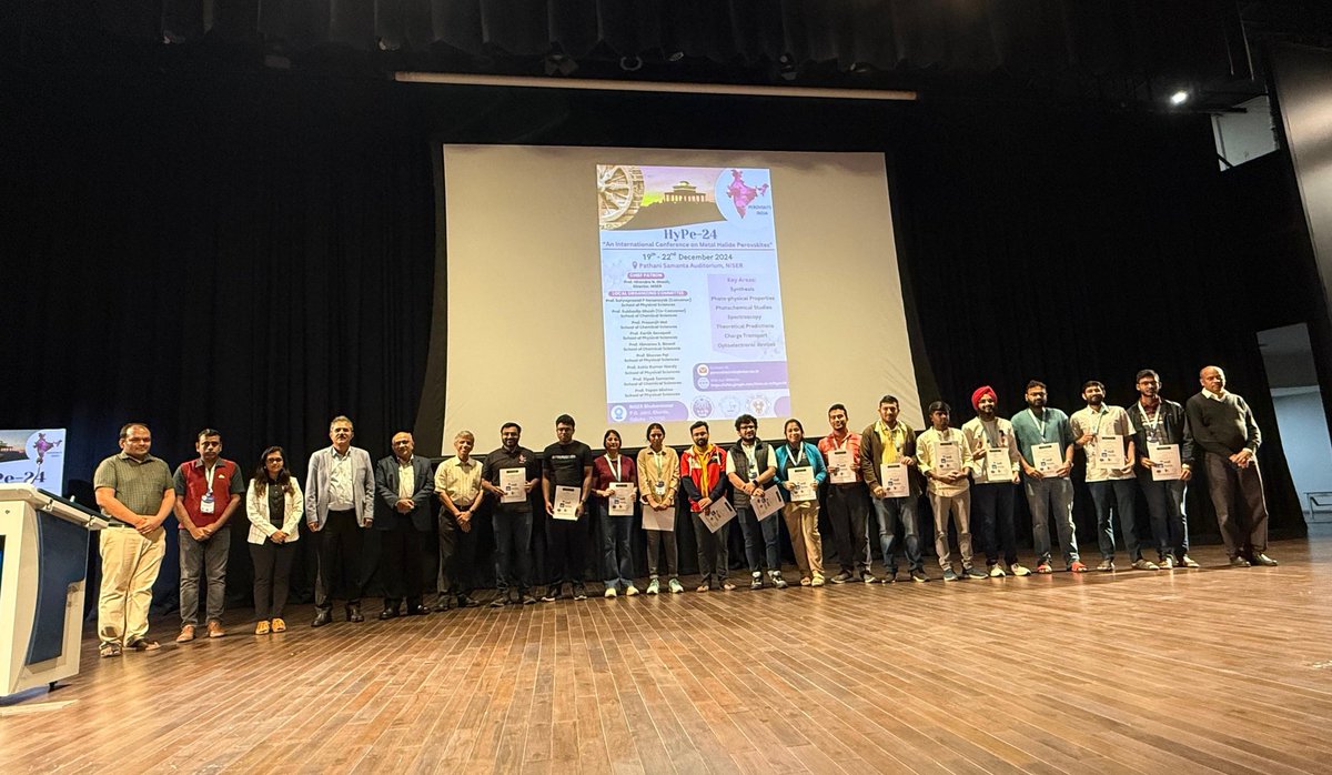 anustoop das tweet media