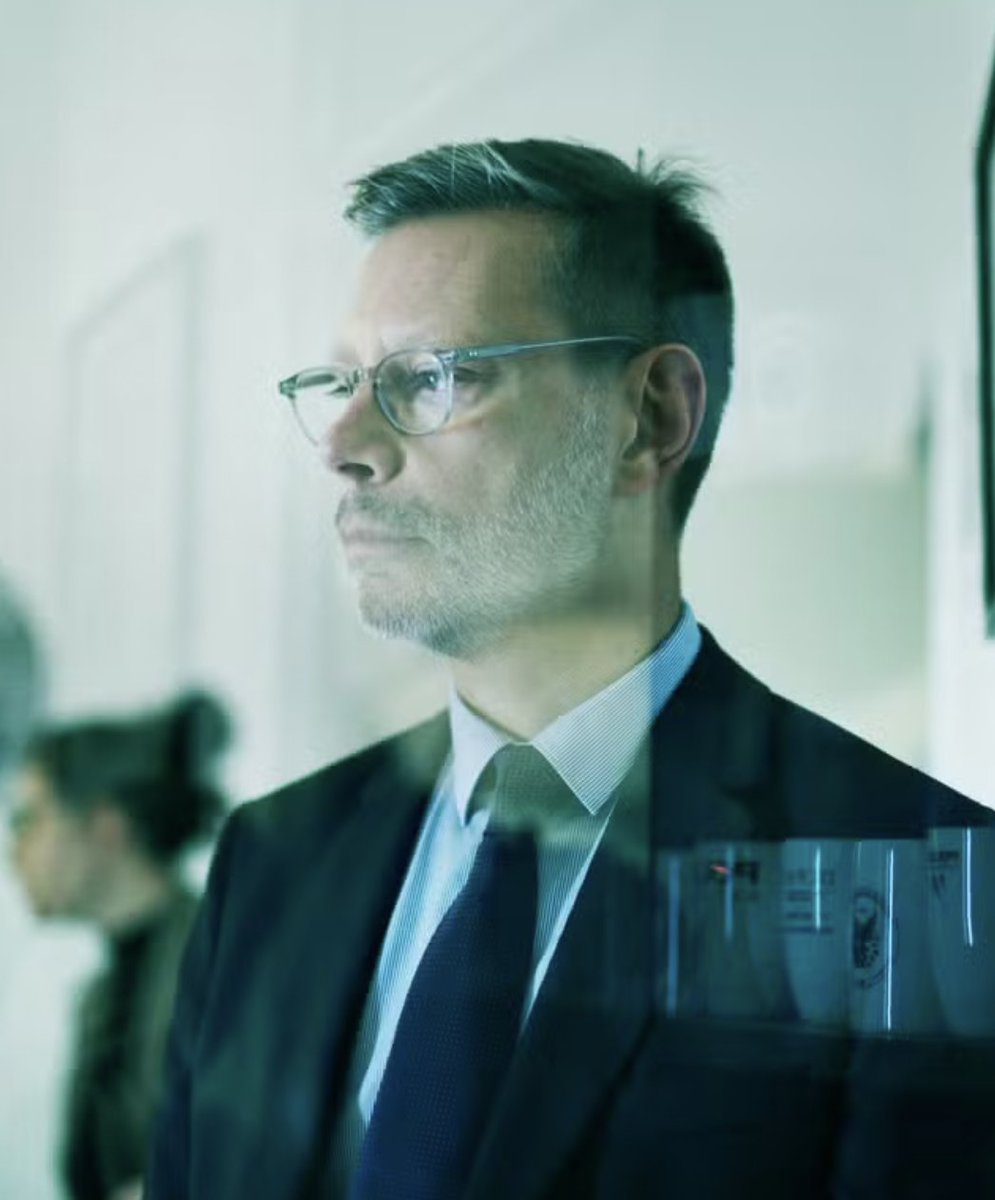 FBBlackler's tweet photo. Le patron du Renseignement Territorial, Bertrand Chamoulaud :
"Sur le long terme, ceux qui nous inquiètent le plus sont les Frères musulmans (...)
La lutte contre les Frères musulmans est plus délicate car ils diffusent leurs idées par l’entrisme et au moyen d’un discours très lisse. Ce courant ne préconise pas le recours à la violence pour parvenir à ses fins, mais la finalité est très claire : faire à terme de la France et de l’Europe un califat en imposant la charia." 
Le Monde 23 décembre 2024

https://t.co/aBZUjtlQW9