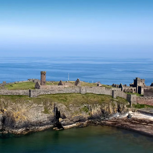 Today, their settlement ruins show a glimpse of their adventurous, resilient life. Here are 12 fascinating Viking Age settlements you can still visit: myvikinggear.com/12-viking-sett…