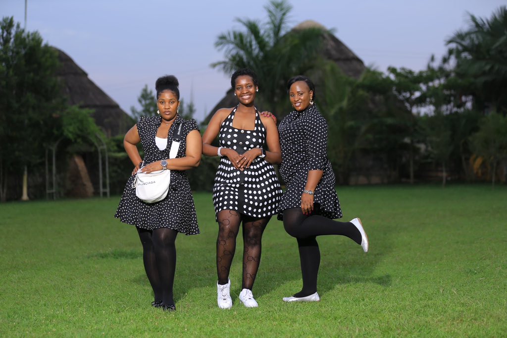 iamhaffypowers's tweet photo. #BBSSumulula best show 2024! Tukube fair works poo pooo poo🔥🔥. End of year party was eaten😍. Happy holidays ♥️. https://t.co/75a9RfSh7w