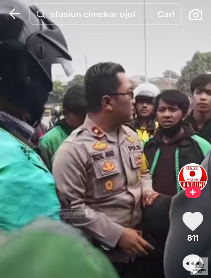 BaseBDG's tweet photo. Kerasnya kehidupan ini euy 😭😭😭 sampe katanya korban dilarikan ke RS masuk ICU karena pendarahan terus https://t.co/09NVAAlodg
