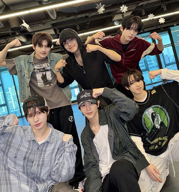 txt 歌謡大典　テヒョン　サノク　セット txt 歌謡大典 テヒョン サノク セット TXT SBS 韓国限定 サノク トレカ