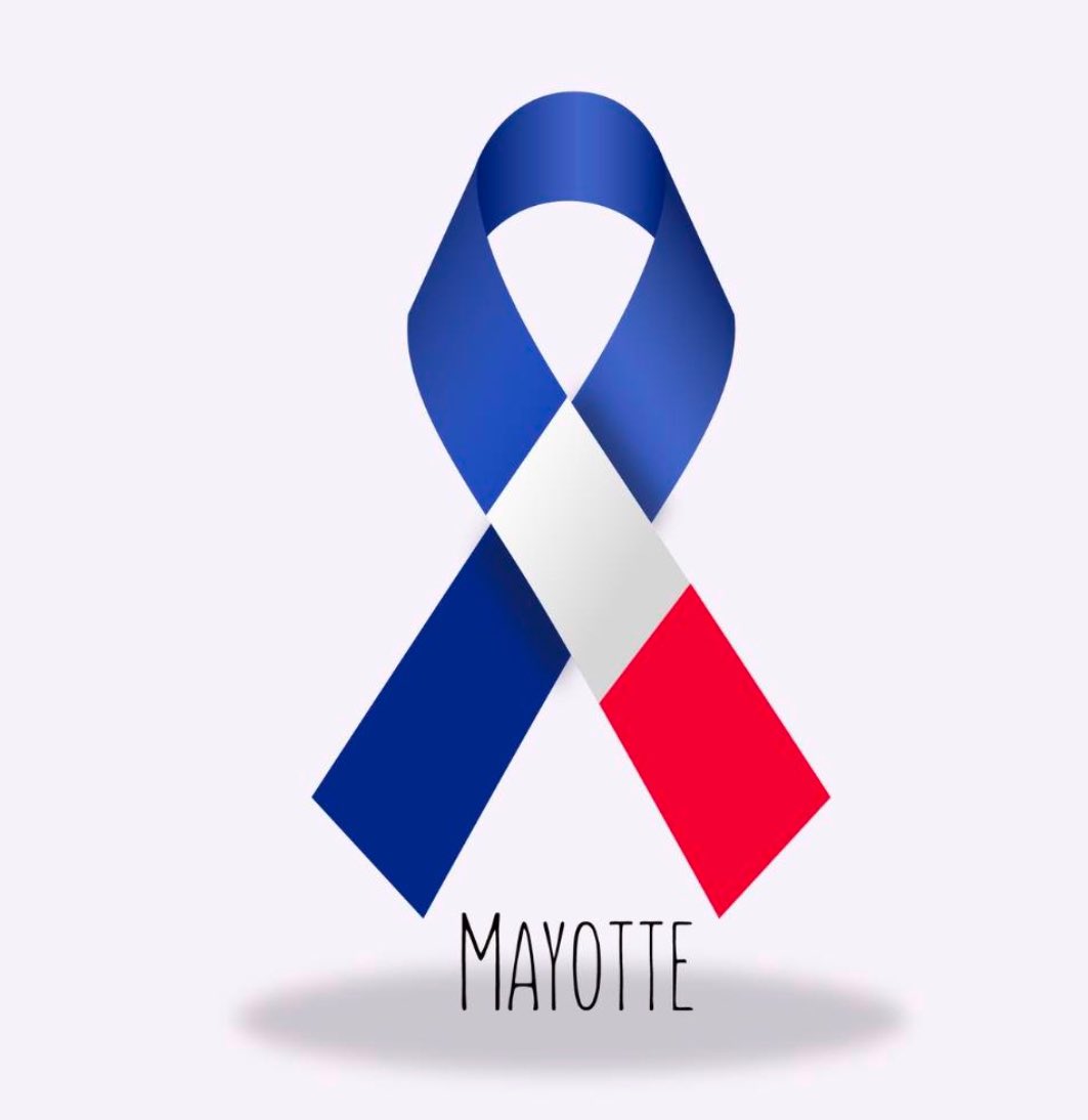 Mathieu Darnaud (@mathdarnaud) on Twitter photo 🙏En ce jour de deuil national, j’ai une pensée très émue pour nos compatriotes mahorais qui pleurent leurs proches et vivent dans le besoin. 
La République les accompagne dans ce deuil. Elle continuera de les accompagner pour permettre à l’île de renaître.
#Mayotte 🙏En ce jour de deuil national, j’ai une pensée très émue pour nos compatriotes mahorais qui pleurent leurs proches et vivent dans le besoin. 
La République les accompagne dans ce deuil. Elle continuera de les accompagner pour permettre à l’île de renaître.
#Mayotte