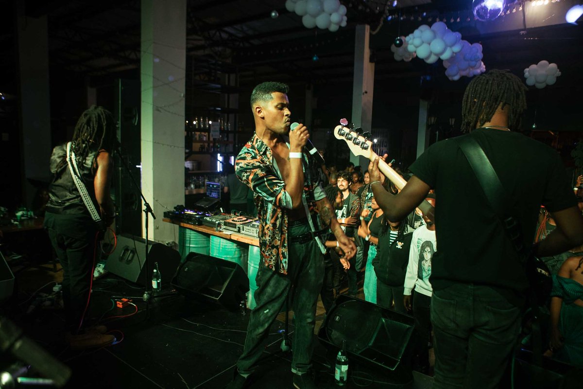 Crystal Axis tweet media