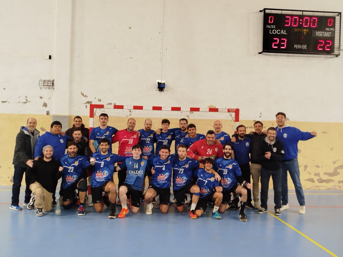 Handbol Llavaneres Maresme (@maresmehandbol) on Twitter photo 🙌🏻 El primer equip tanca l’any superant el líder invicte a casa!! Bravo!!
Llavaneres <a href="/MaresmeHandbol/">Handbol Llavaneres Maresme</a> 23-22 <a href="/handbolbordils/">Club Handbol Bordils</a> B 🙌🏻 El primer equip tanca l’any superant el líder invicte a casa!! Bravo!!
Llavaneres <a href="/MaresmeHandbol/">Handbol Llavaneres Maresme</a> 23-22 <a href="/handbolbordils/">Club Handbol Bordils</a> B