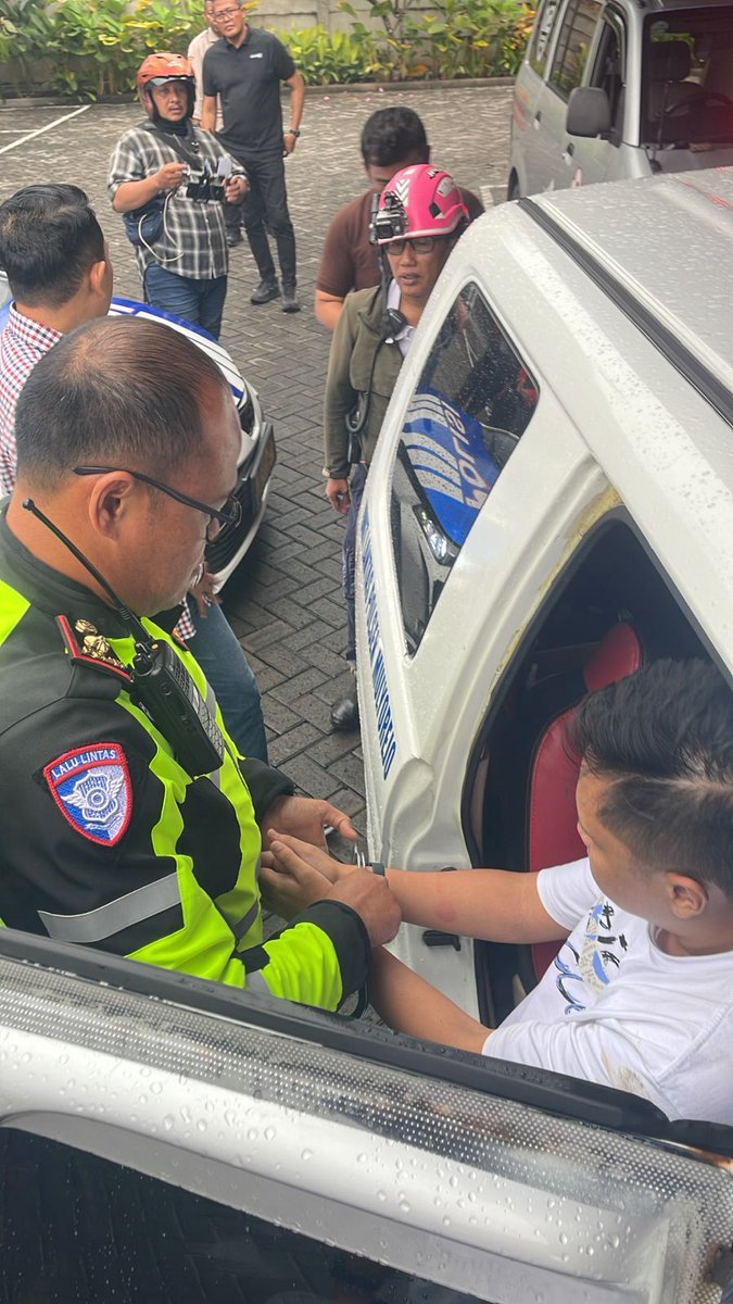 Radio Suara Surabaya tweet media