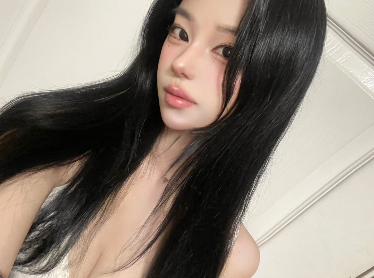 kanchxe's tweet photo. 이게 렌즈 차이지. https://t.co/eQuA5C5WMS