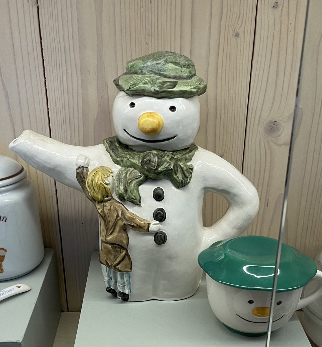 went to the last day of the Raymond Briggs exhibition at ditchling museum yesterday. All the drawings and sketches and layers of care taken. All the grief and love. The masterpiece of When the Wind Blows. Heart cracked open at the short video of him at home on his crumpled sofa.