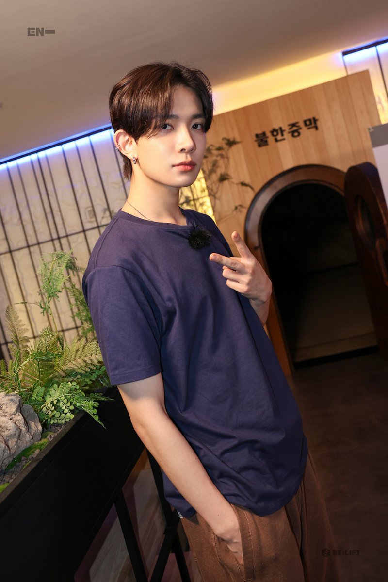 (3/8)

<a href="/ENHYPEN_members/">ENHYPEN</a> <a href="/ENHYPEN/">ENHYPEN OFFICIAL</a> #ENHYPEN #엔하이픈 #HEESEUNG #희승