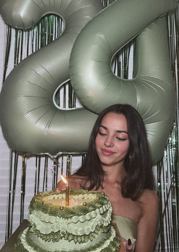 MakeshMagla's tweet photo. 24 ans et vous ? 😇 https://t.co/UM2MRSk0t7