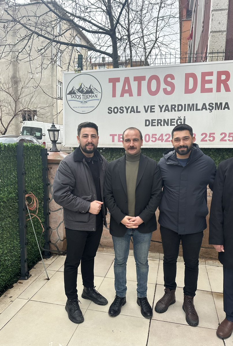 Abdlh_Delila's tweet photo. Hevserokê şaredarya mê â #Tatos’ê  hevalê @Arahmansever li komela tatosê  hat hevdîtîna gele xwê.  Jî bo hatina tê gelek kefxeş bun xer hatî. https://t.co/04Xq5Ojut3