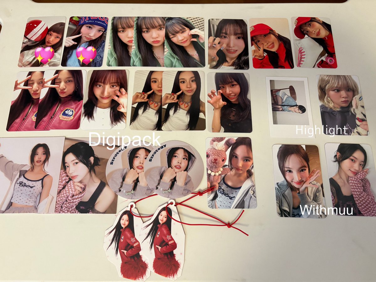 once3721's tweet photo. @nayeon_rim リプ失礼します🙇‍♀️
💖のもの同士の交換可能でしょうか？ https://t.co/ZvbEGsSFNi