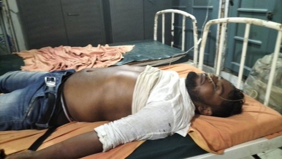 RishabhR_'s tweet photo. माफ़ करना भाई 
इस घटिया system की वजह से आज आपकी ये हालत हुई है 
मन्नु भाई चोर है 
#bpsc #BPSC_PAPER_LEAK https://t.co/lTBTQnMdp9