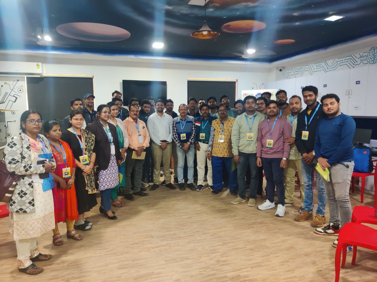 Creating a culture of creativity &amp; innovation in Odisha! 

Bhubaneswar Tinker Fest, hosted by <a href="/AtalNit/">AIC-Nalanda Institute of Technology Foundation</a>, brought together young innovators, ATL In-charges, &amp; educators from across the state with inspiring student projects, Hands-on workshops,Sessions on ATL operations &amp; management