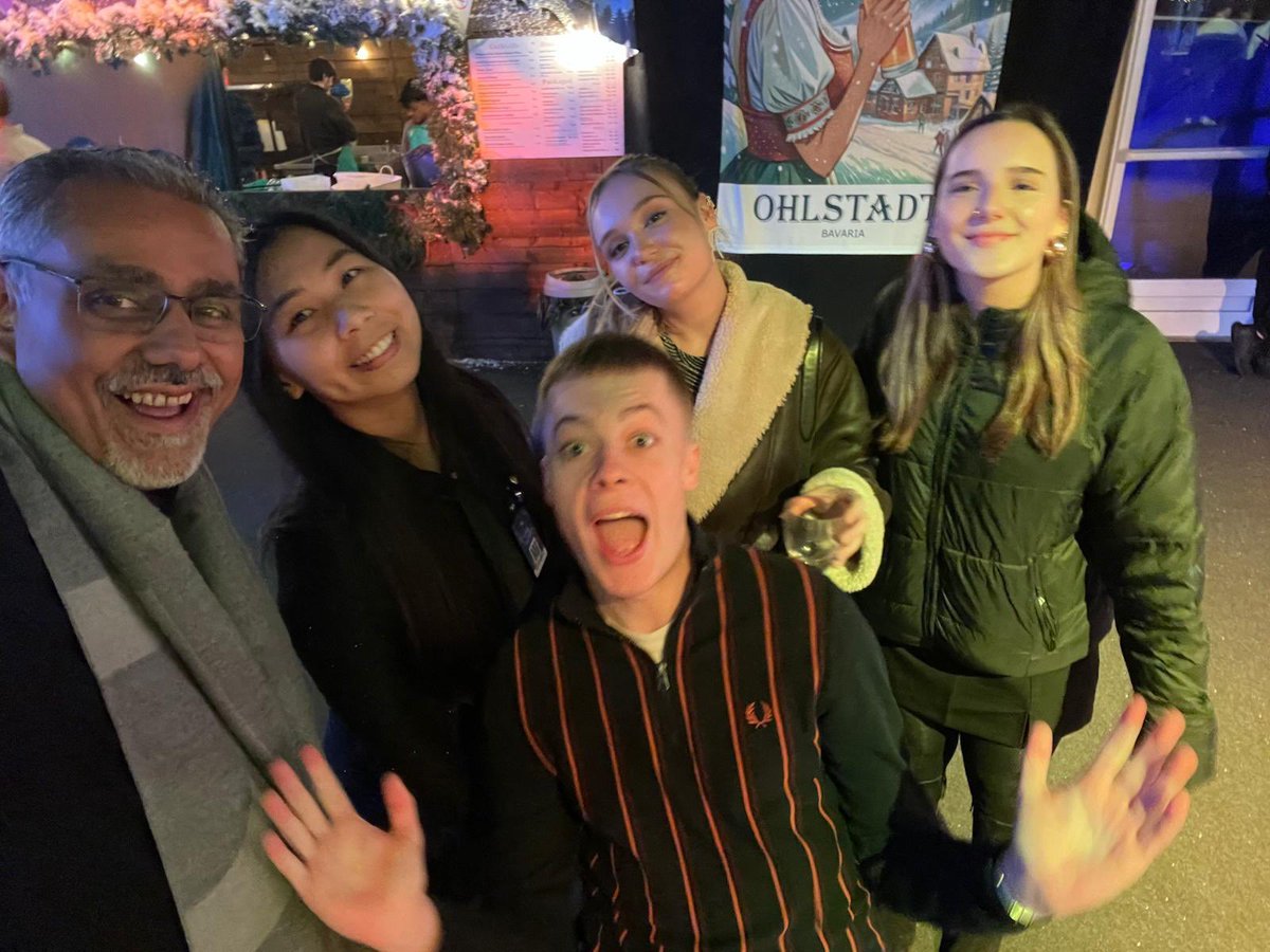 Broadplace tweet media