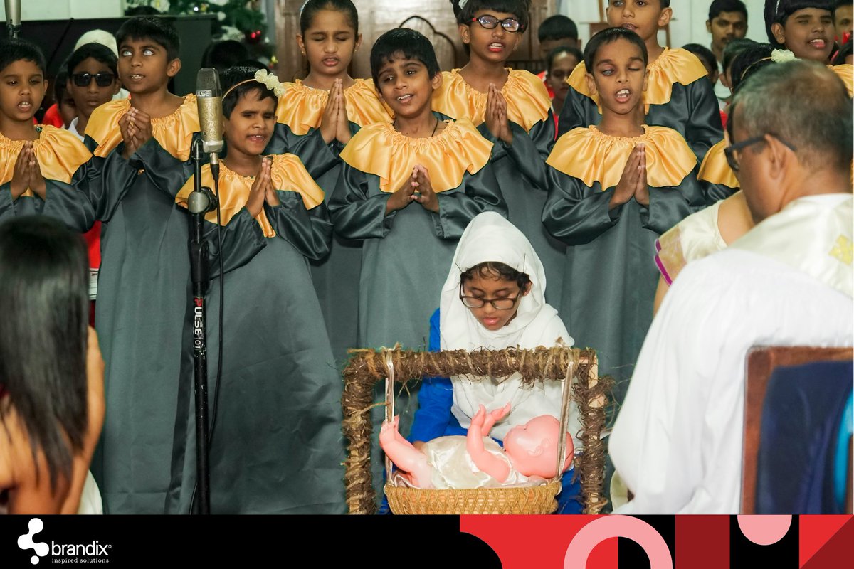 Spreading joy at the carols event by the School for the Deaf &amp; Blind, with volunteers from #Brandix lending their time to make it a success. It was a memorable celebration of talent, inspiring us to enable #CommunityCare &amp; create meaningful impact for all.
#InspiredPeople