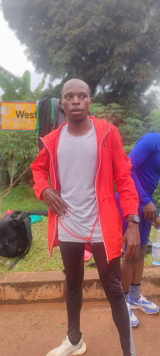 OijaFred's tweet photo. Completing a 14km run is a fantastic achievement! You should be incredibly proud of yourself for pushing through and finishing strong. Let's try again tomorrow @AntoineNdagiji1 you are good to go @UNHCRuganda
#Workwithfred every day is plus 
#Runningforlife
#Elitesports https://t.co/fbo4OoGB6H