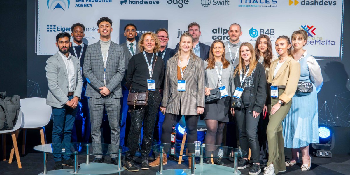 On behalf of the FinTech Connect team, we wish all our sponsors, partners, and attendees a Merry Christmas and a Happy New Year!🎄 

We look forward to working with you all in 2025! ✨ 

#FTC24 #FinTechConnect #payments #fintech #genai