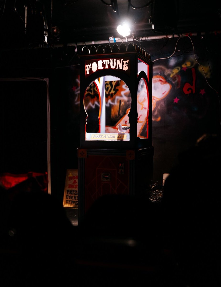 Sarah Bond tweet media