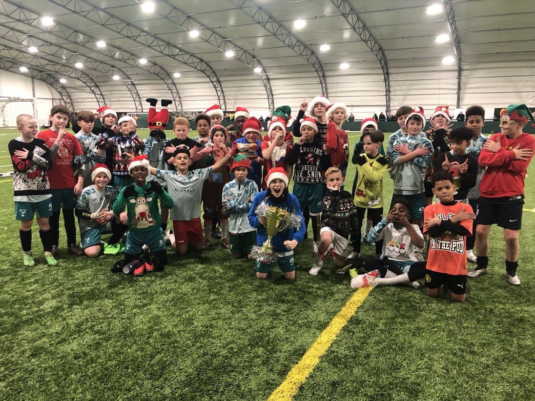 Our Foundation phase players had their Christmas party this week at Gravity followed by a mixed-age ‘Christmas Cup’ 🎄🏆