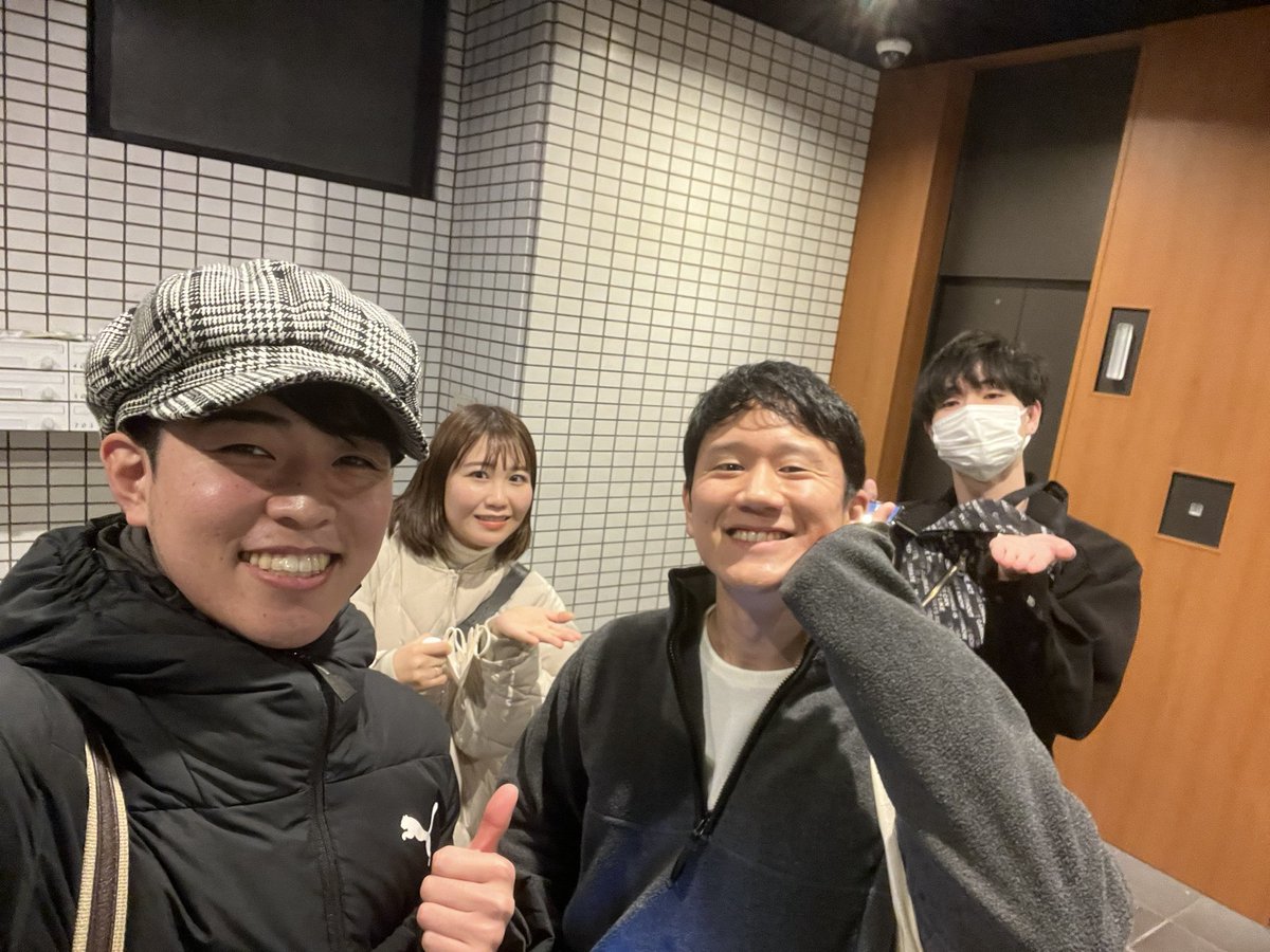 wadachika_2's tweet photo. 【🎤✨🎤東北で4声やったよ🎤✨🎤】

The Idea of North / Isn‘t She Lovery

Top/@Reiko0422mis 
2nd/@tor_a_ca 
3rd/@617Rtr 
Bass/@wadachika_2 

たけとらさんと4声奏でられるということで、私の同期2人を呼んでハモりました🙌
難易度がべらぼうに高かったので、次回またリベンジします💪💪 https://t.co/Y9wlnRizSN
