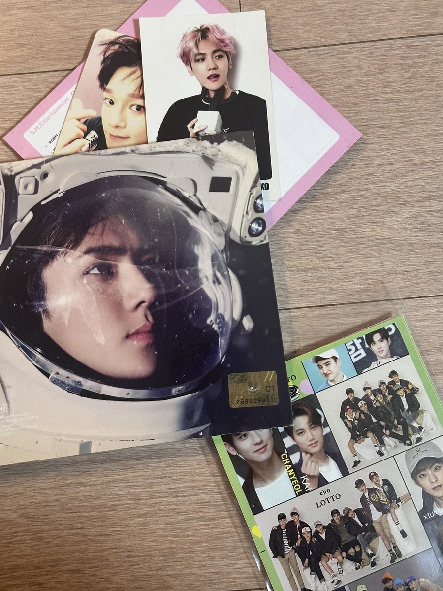 dianna9700's tweet photo. 엑소 굿즈 팝니다(변백현 위주)
앨범 싱포유+ 유니버스 포함
미공식 굿즈 다수
일괄 1.0 https://t.co/AR2ljKCApX